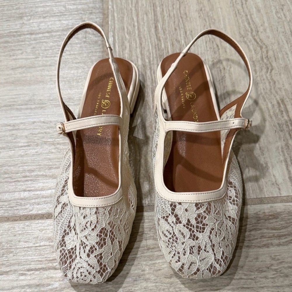 Chinese Laundry Cream Lace Flats